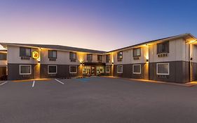 Super 8 By Wyndham Rock Port Mo